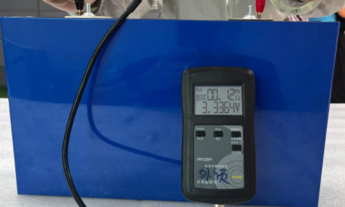 EVE 3.2V 668Ah Internal resistance and voltage detection.