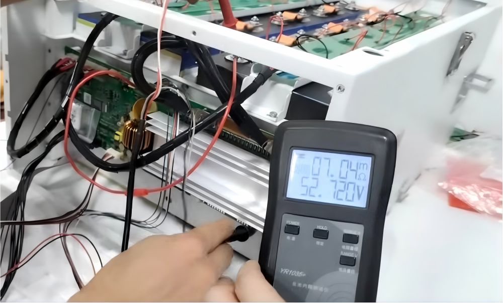 Lithium Battery Voltage IR Test France