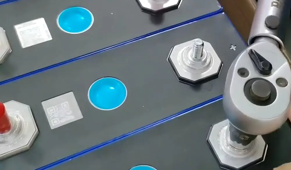 EVE LiFePO4 Cell Foam Packing UK